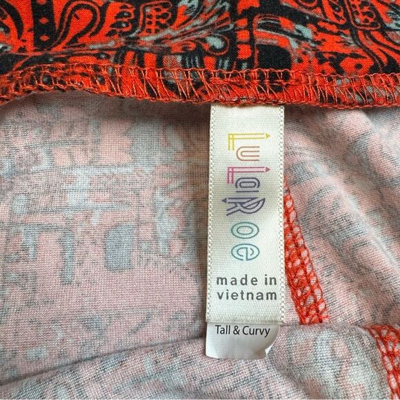 LuLaRoe Womens Stretchy Geometric Print Red Black Leggings Tall & Curvy One Size - Picture 6 of 10